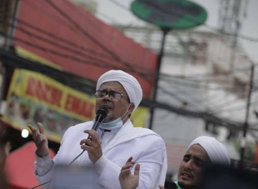 PN Jakarta Selatan Cabut SP3, Kasus Dugaan Chat Mesum Habib Rizieq ...